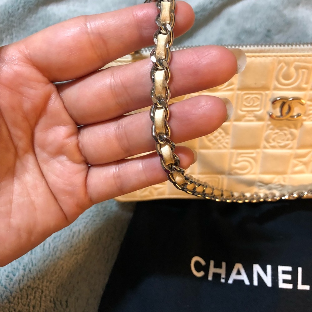 Authentic Chanel classic clutch bag - Picture 4 of 8